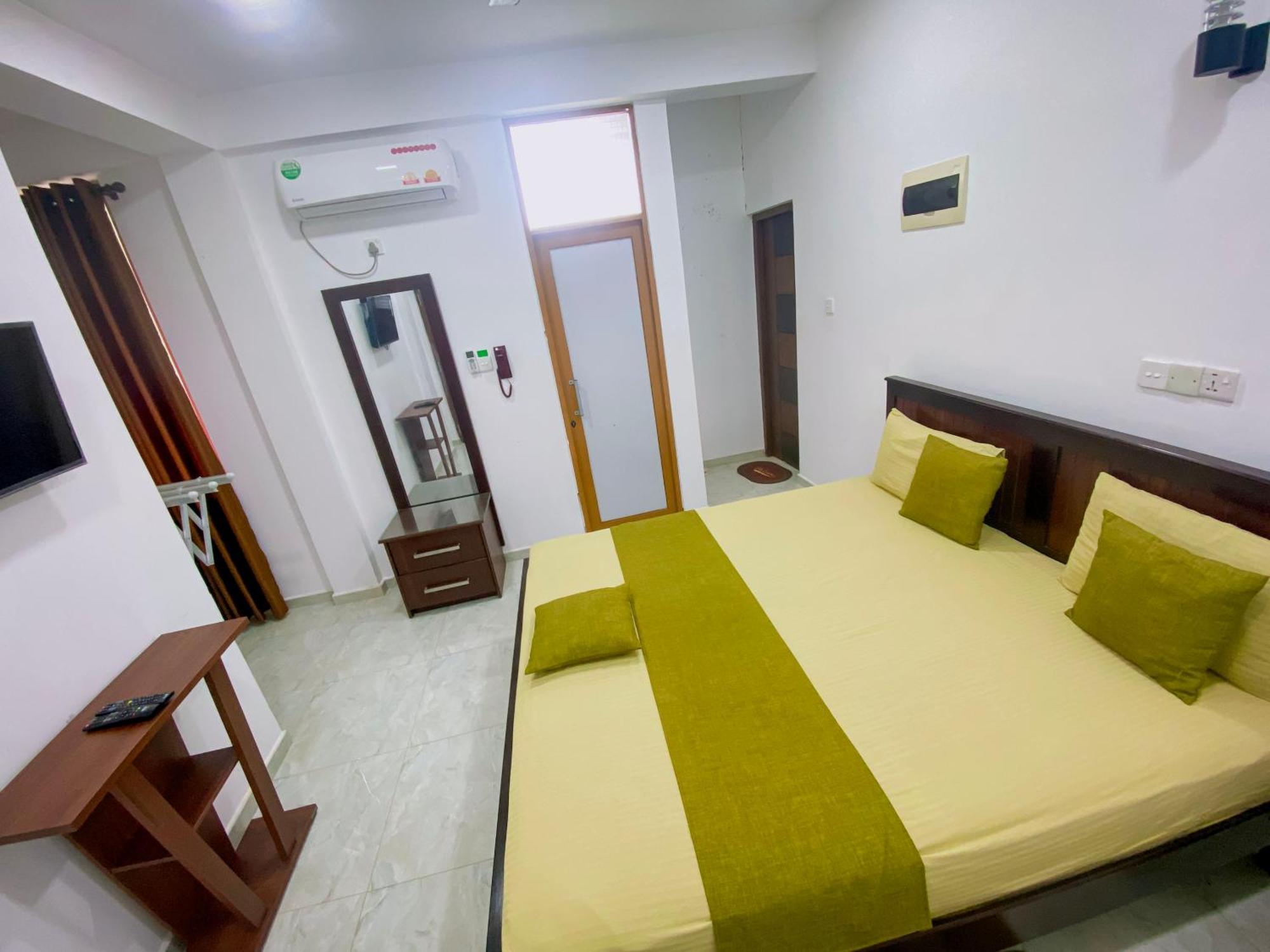 Sparkling Resort Kataragama Eksteriør bilde